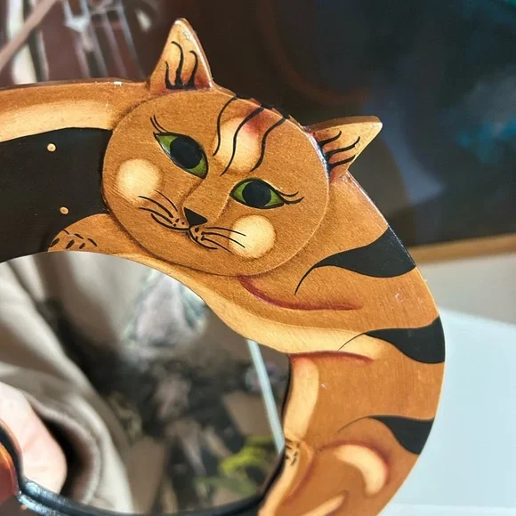 Handcrafted 8" Cat Design Decorative Wall Mirror Indonesia - Picture 3 of 14